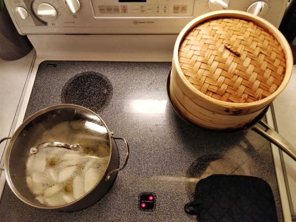 https://crockoftime.com/wp-content/uploads/2020/08/sake-rice-steaming-pear-boiling-1024x768.jpeg