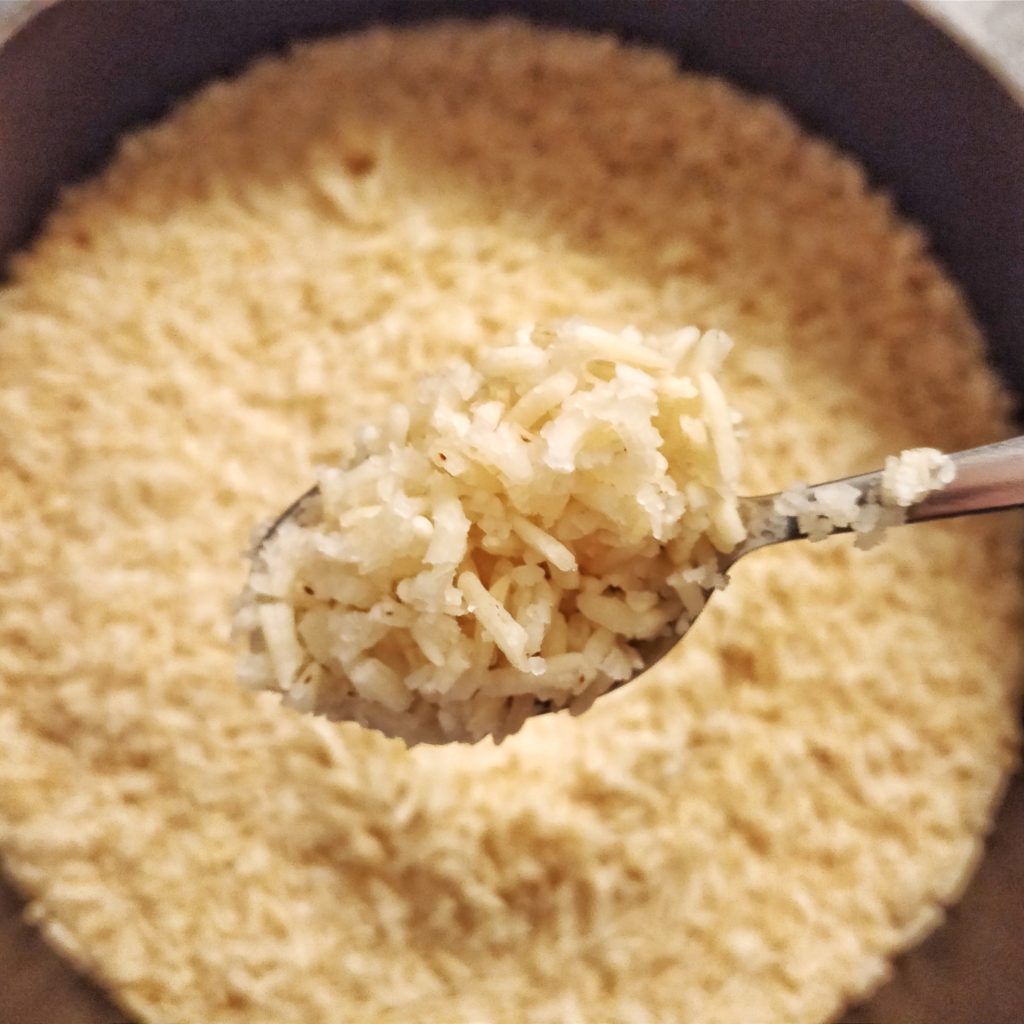 Fluffy toasted rice texture is similar to cous-cous.